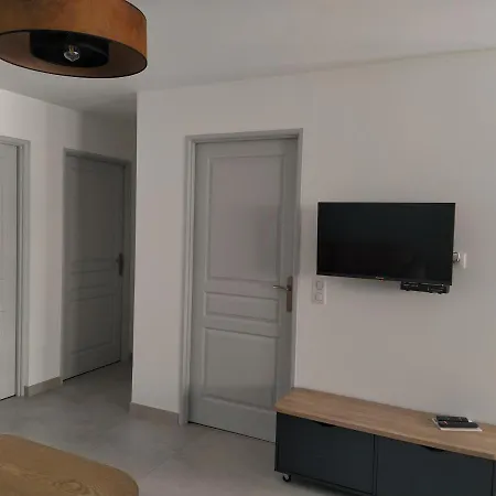 Moderne Dans Village De Charme Apartment